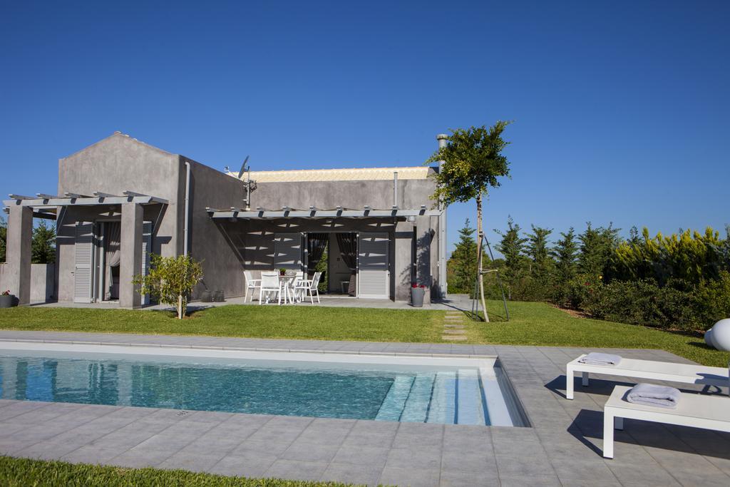 Villa Lefteris Svoronata Ngoại thất bức ảnh